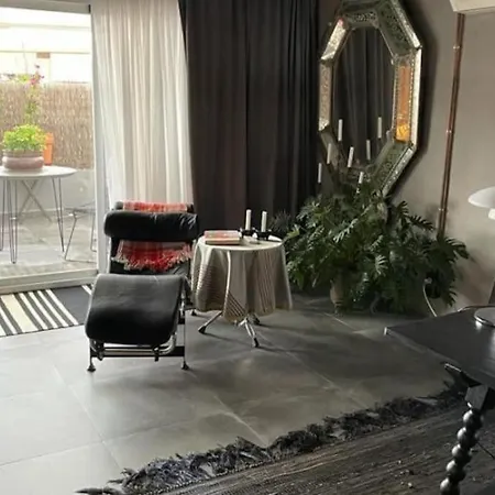Apartament Sol Radiante Attic Studio, Designer-style Studio With Top-tier Amenities *