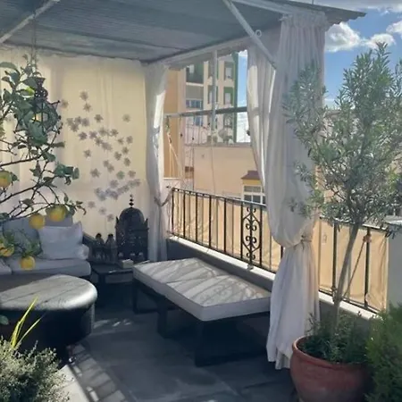 Sol Radiante Attic Studio, Designer-style Studio With Top-tier Amenities Appartamento *